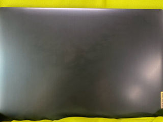 Lenovo IdeaPad 3 foto 3