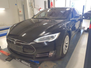 Tesla Model S foto 5