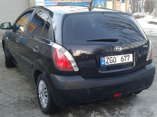 KIA Rio foto 4