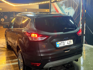 Ford Kuga foto 4