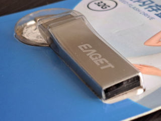 USB Flash 2.0 32 GB foto 2