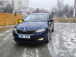 Skoda Rapid фото 2