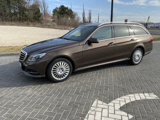 Mercedes E Class foto 6