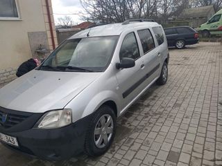 Dacia Logan foto 3