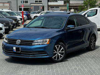 Volkswagen Jetta фото 1