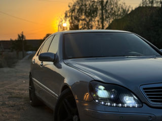 Mercedes S-Class foto 2