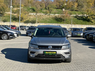 Volkswagen Tiguan foto 2