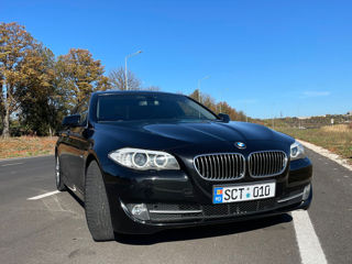 BMW 5 Series foto 1