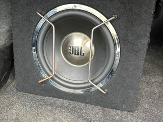 Сабвуфер jbl