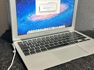 Apple MacBook Air 13 2010 Intel Core 2 Duo/ 2 GB/ 120 GB/ foto 4