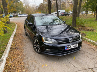 Volkswagen Jetta foto 4