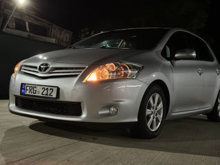 Toyota Auris foto 4