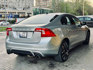 Volvo S60 foto 5