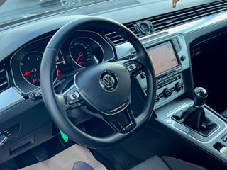 Volkswagen Passat foto 12