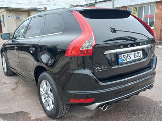 Volvo XC60 foto 3