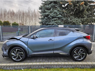 Toyota C-HR foto 12