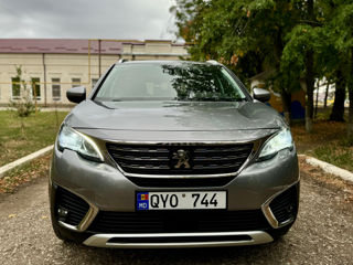 Peugeot 5008 foto 3