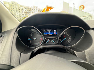 Ford Focus foto 8