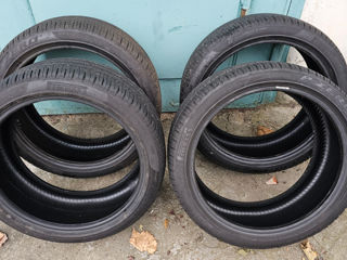 Pirelli P Zero 235/40/r19