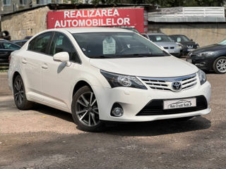 Toyota Avensis foto 3