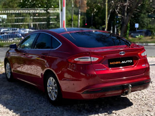 Ford Mondeo foto 4