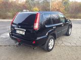 Nissan X-Trail foto 10