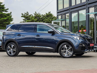 Peugeot 5008 foto 1