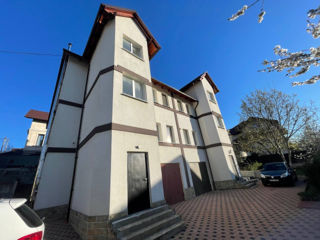 Spre vânzare duplex în 3 etaje, 125 mp + 3 ari, la Durlești! foto 1