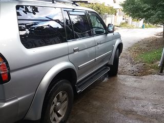 Mitsubishi Pajero Sport foto 5