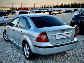 Ford Focus foto 4