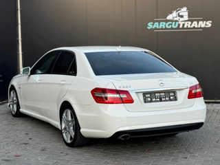 Mercedes E-Class foto 6