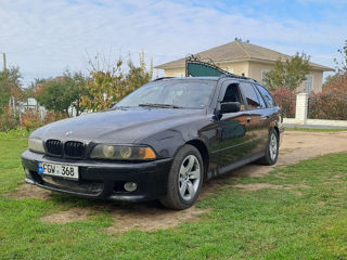 BMW 5 Series foto 9