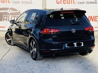 Volkswagen Golf foto 4