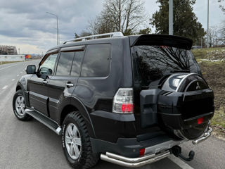 Mitsubishi Pajero foto 5