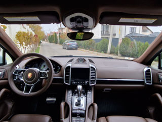 Porsche Cayenne foto 15