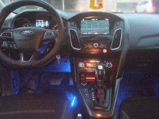 Ford Focus foto 9