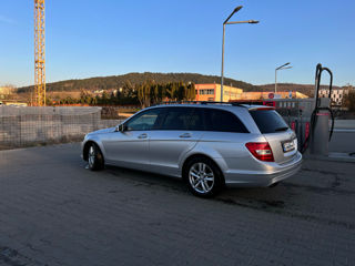 Mercedes C-Class foto 4