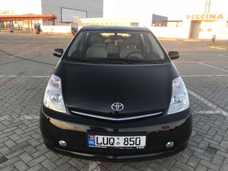 Toyota Prius foto 2