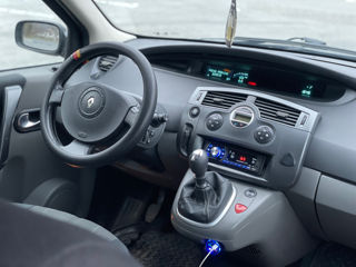 Renault Grand Scenic foto 5