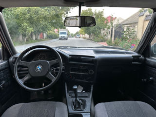 BMW 3 Series foto 7