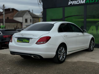 Mercedes C-Class фото 3