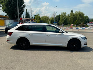 Skoda Superb foto 6