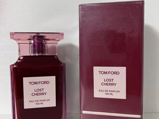 Tom Ford  Cherry smoke foto 1