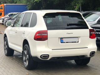 Porsche Cayenne foto 3