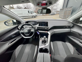 Peugeot 5008 foto 9