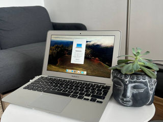MacBook Air 11-inch, Mid 2011