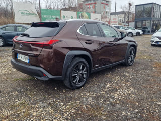 Lexus UX foto 5