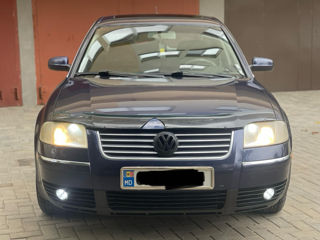 Volkswagen Passat foto 3