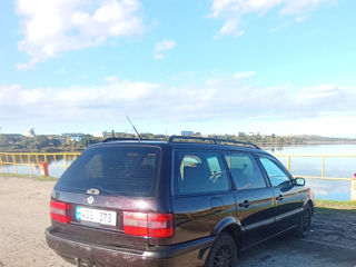 Volkswagen Passat foto 3