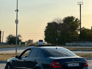 Mercedes E-Class foto 6